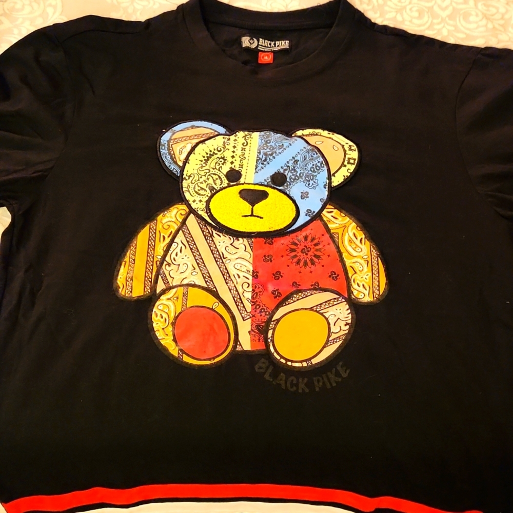 Black pike tShirt XL